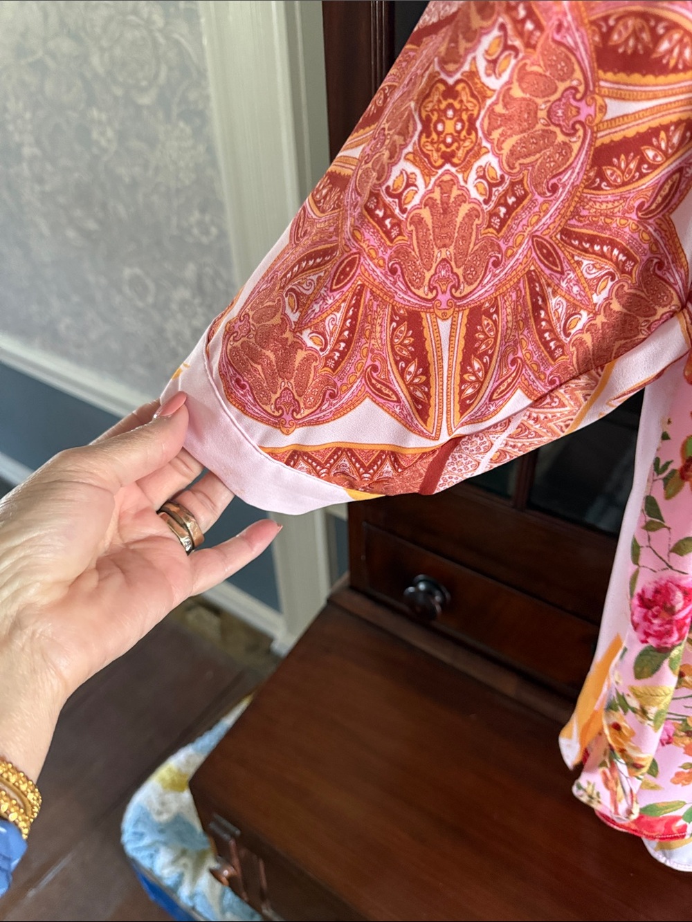 Rose & Olive Pink & Orange Mixed Floral Patchwork Button-Down Shirt - Picture 3 of 7